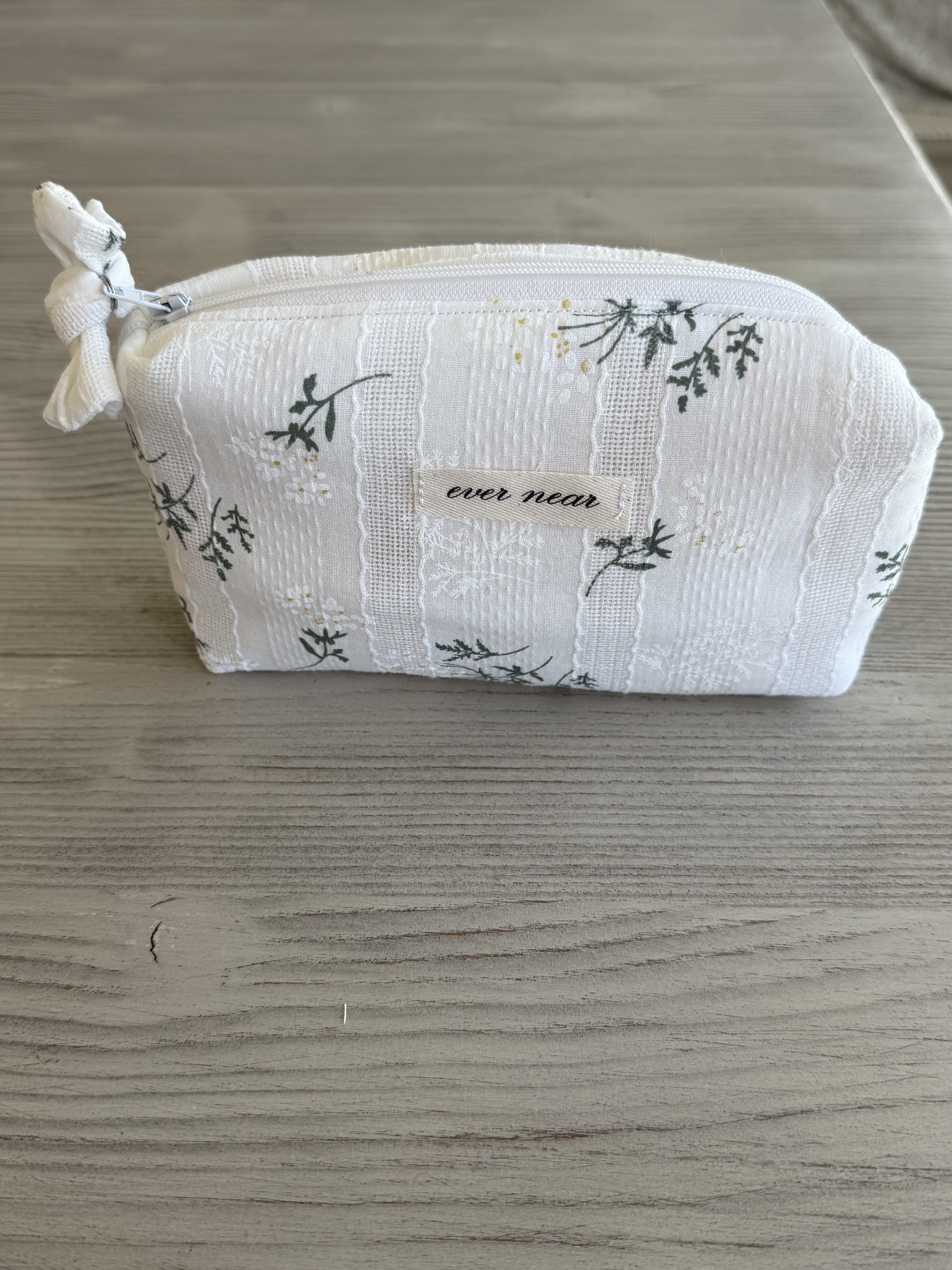 Petal - Le Essentials